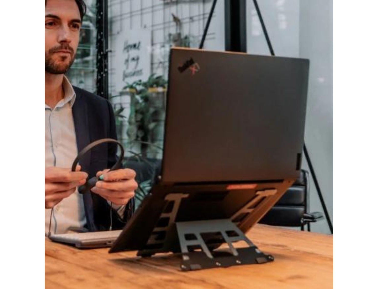 SUPPORT PC PORTABLE UTRASTAND UNIVERSAL